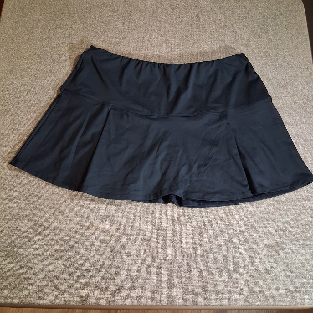 Tail Women's XL Golf Tennis Skort Skirt Black Built-In Shorts Pocket Flounce 15"